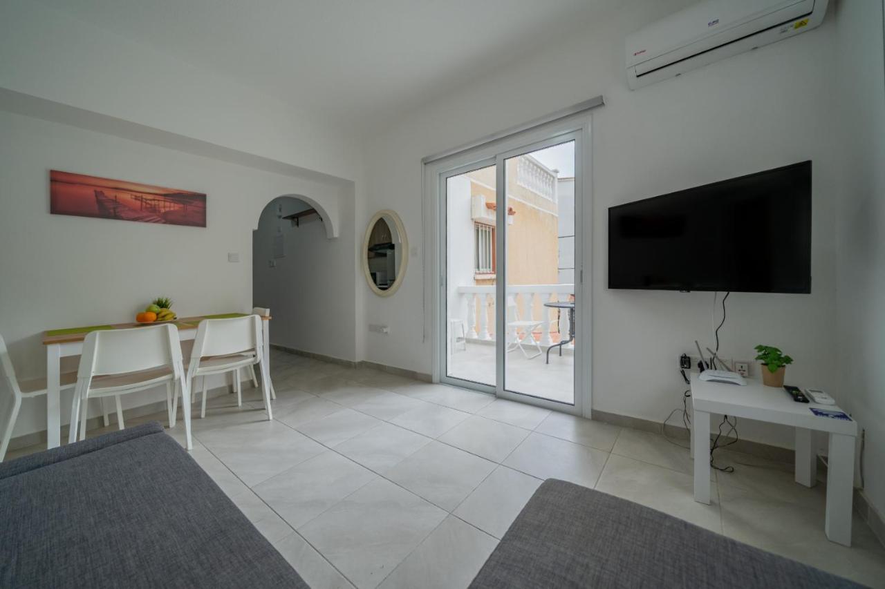 Home Of Comfort Mackenzie Larnaca Exterior photo